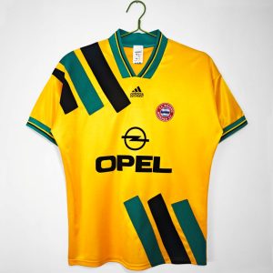 Bayern Munich 1993-95 Away Shirt
