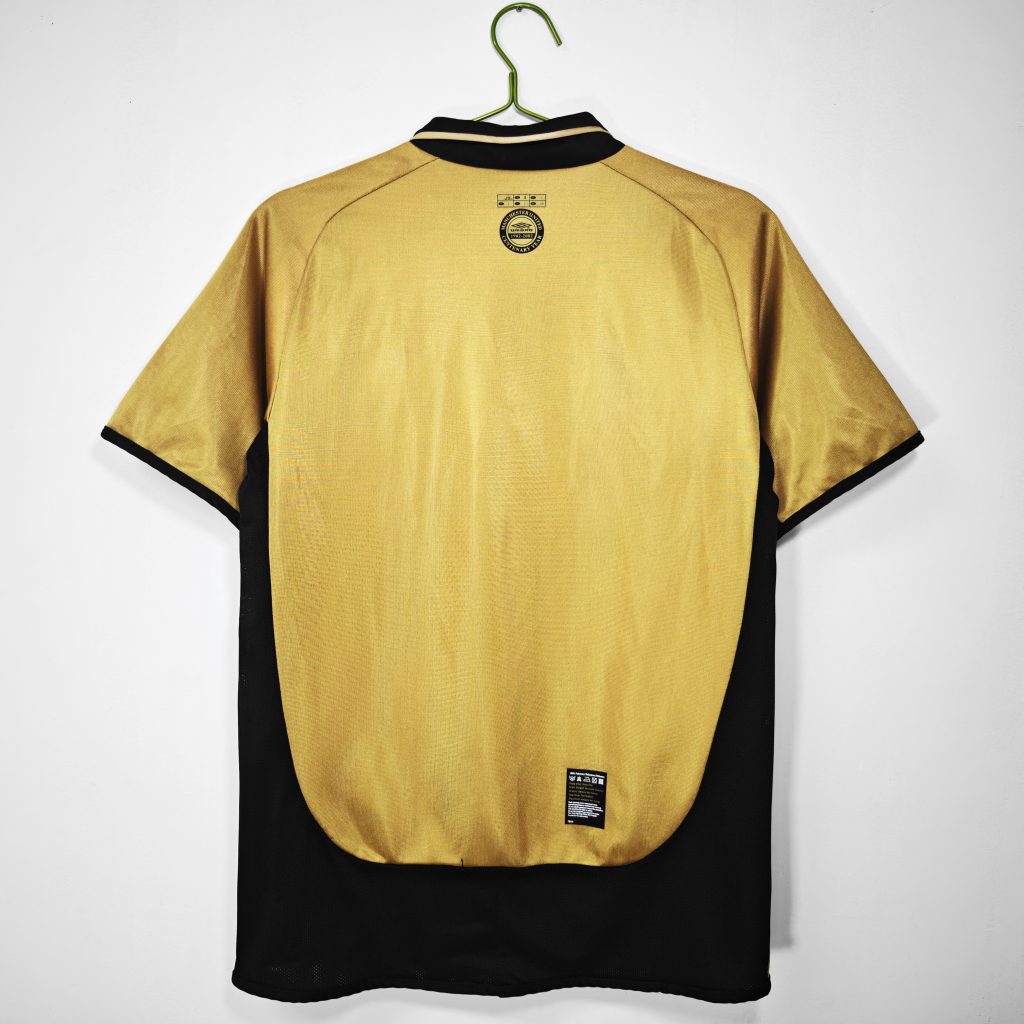 Manchester United 2001-02 centennial Edición Shirt