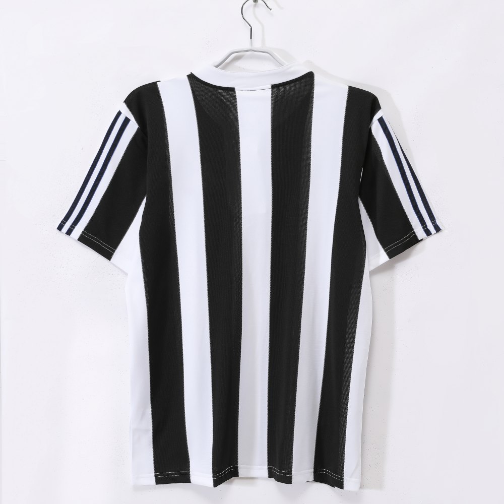 Newcastle United 1995-97 Camiseta local