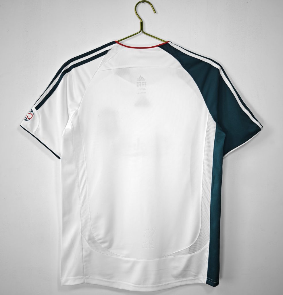 Liverpool 2006-08 Camiseta visitante