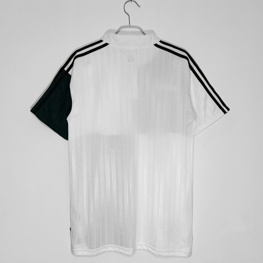 Liverpool 1995-96 Camiseta visitante