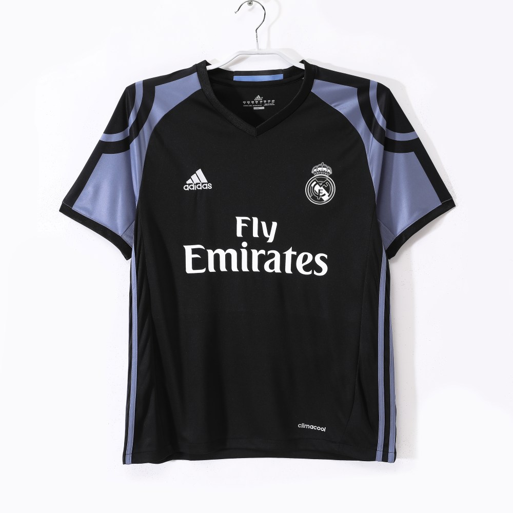 Real Madrid 2016-2017 Tercera camiseta