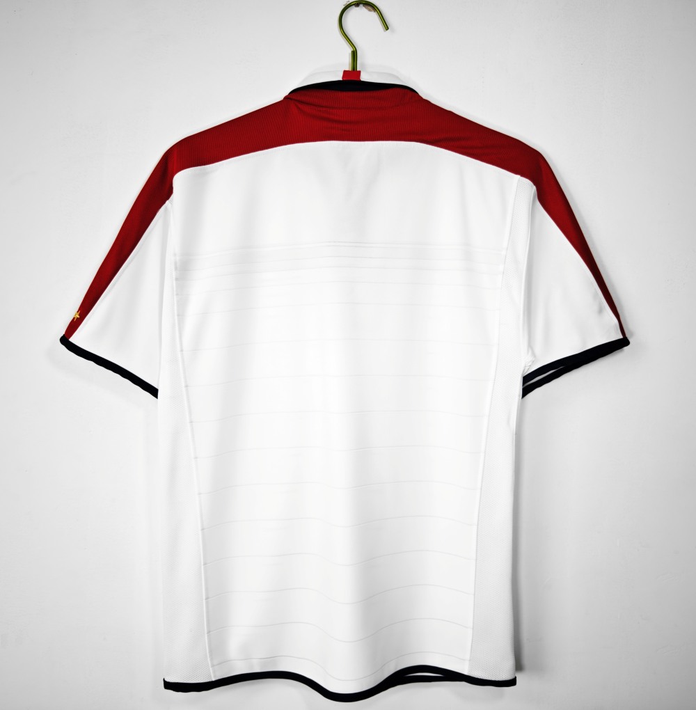 Inglaterra 2004 Camiseta local
