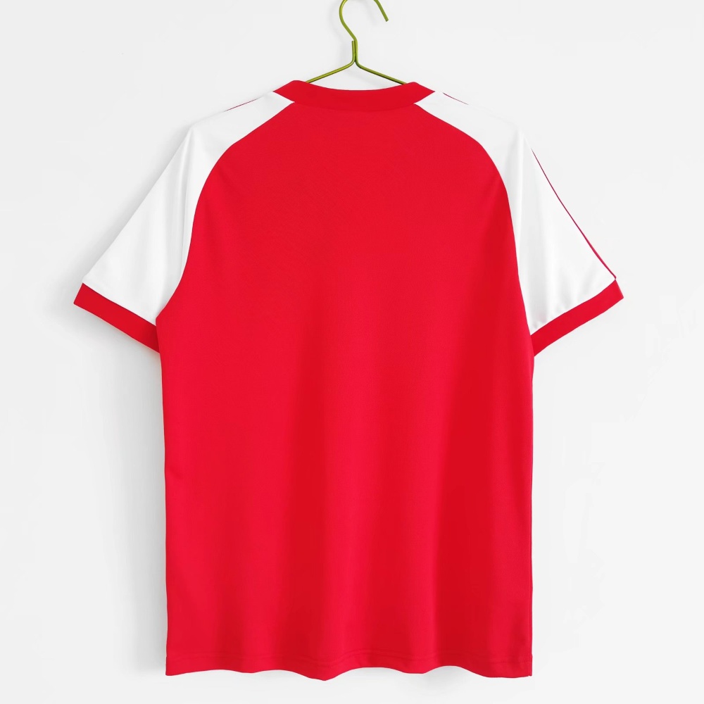 Wales 1982 Camiseta local