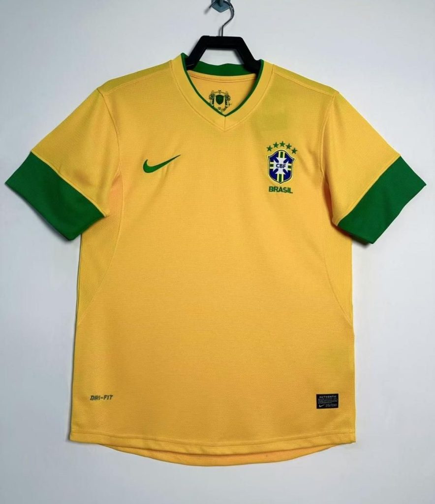 Brasil 2012-13 Camiseta local