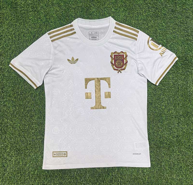 Bayern Munich 125th Aniversario Shirt