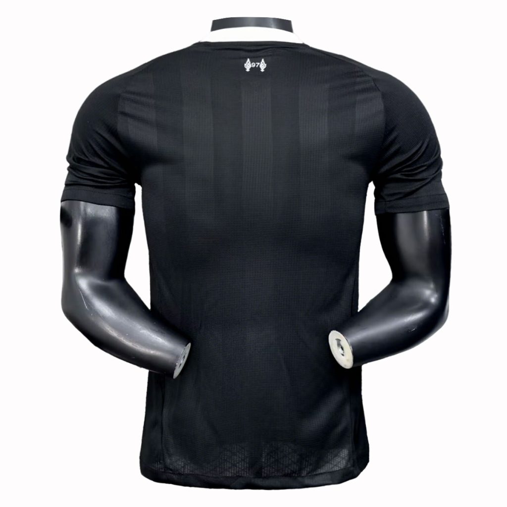 Liverpool 2025-26 Goalmkeeper Camiseta versión jugador