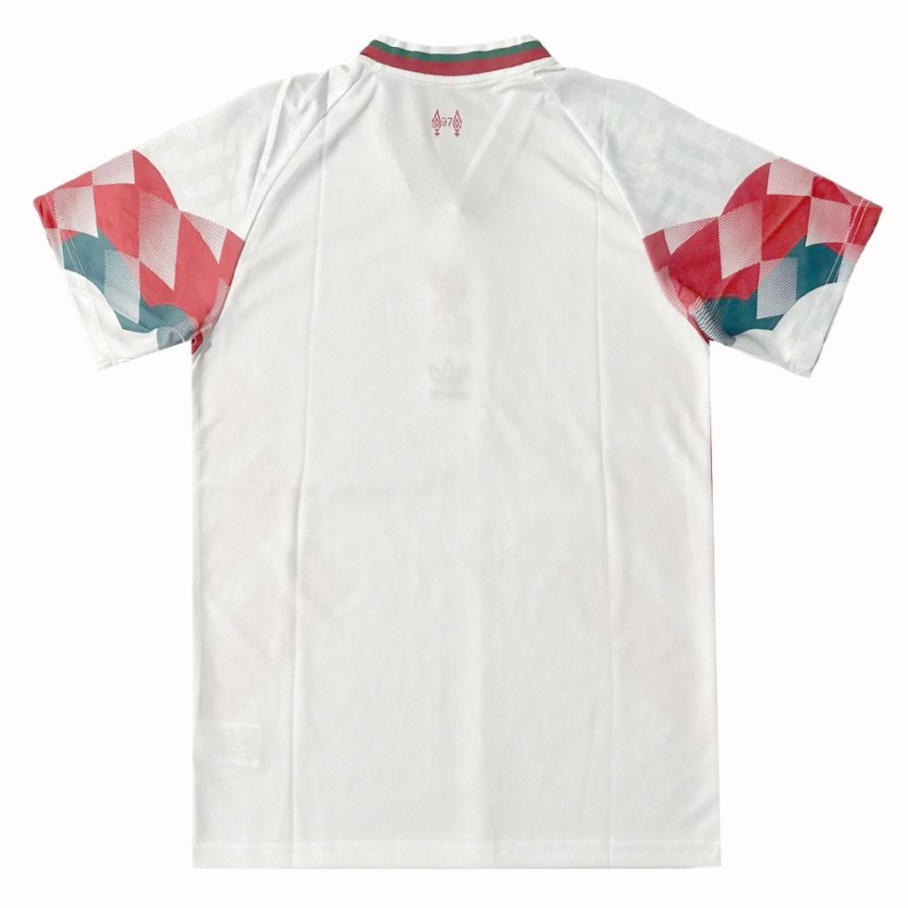 Liverpool 2025-26 Especial Shirt
