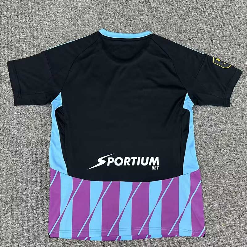 Los Aliens 2025 Camiseta local