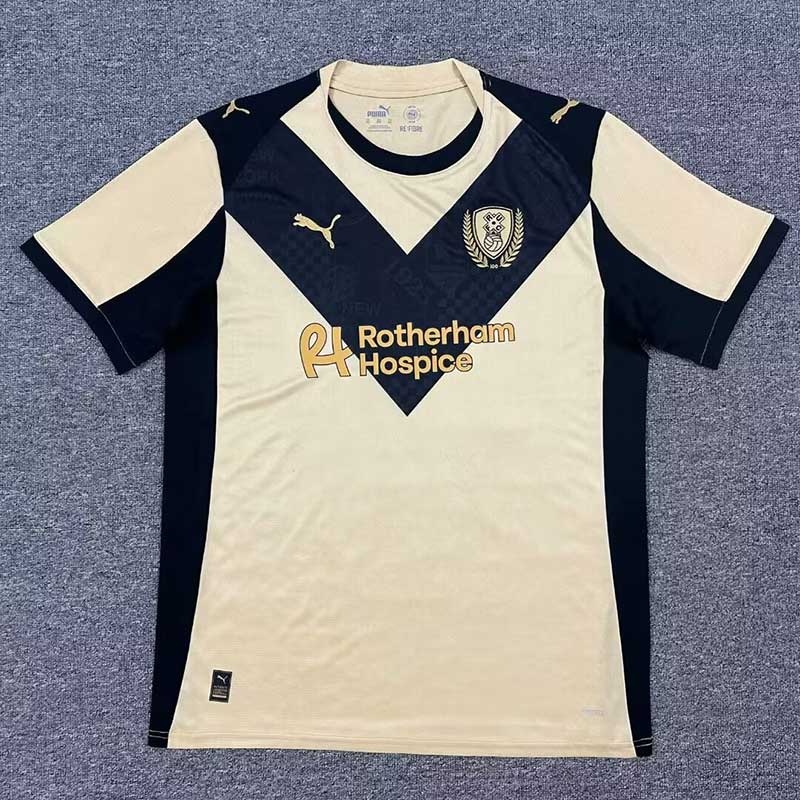 Rotherham 2025-26 Tercera camiseta