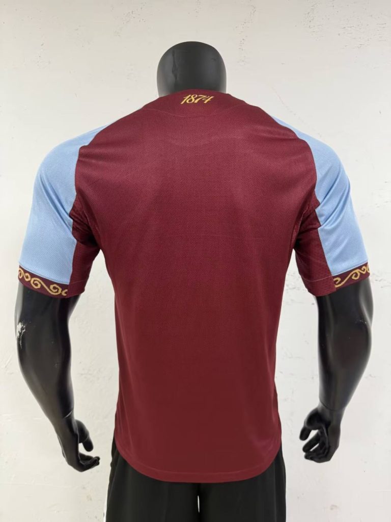 Aston Villa 2025-26 Camiseta local versión jugador