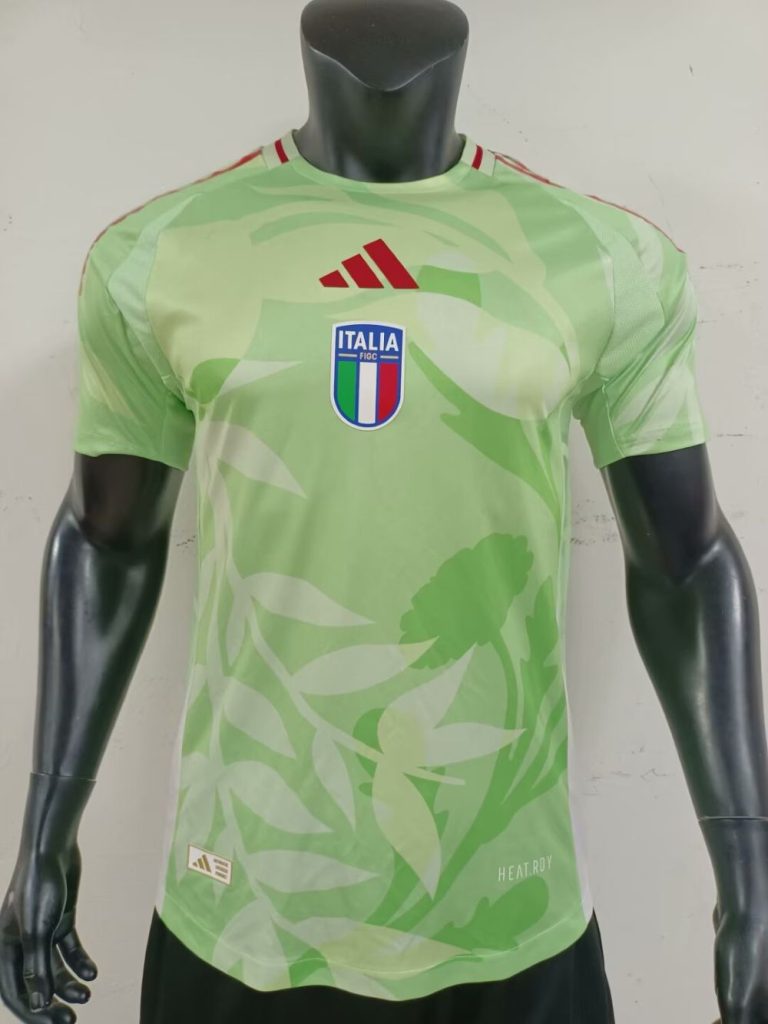 Italia 2025-26 Camiseta visitante versión jugador
