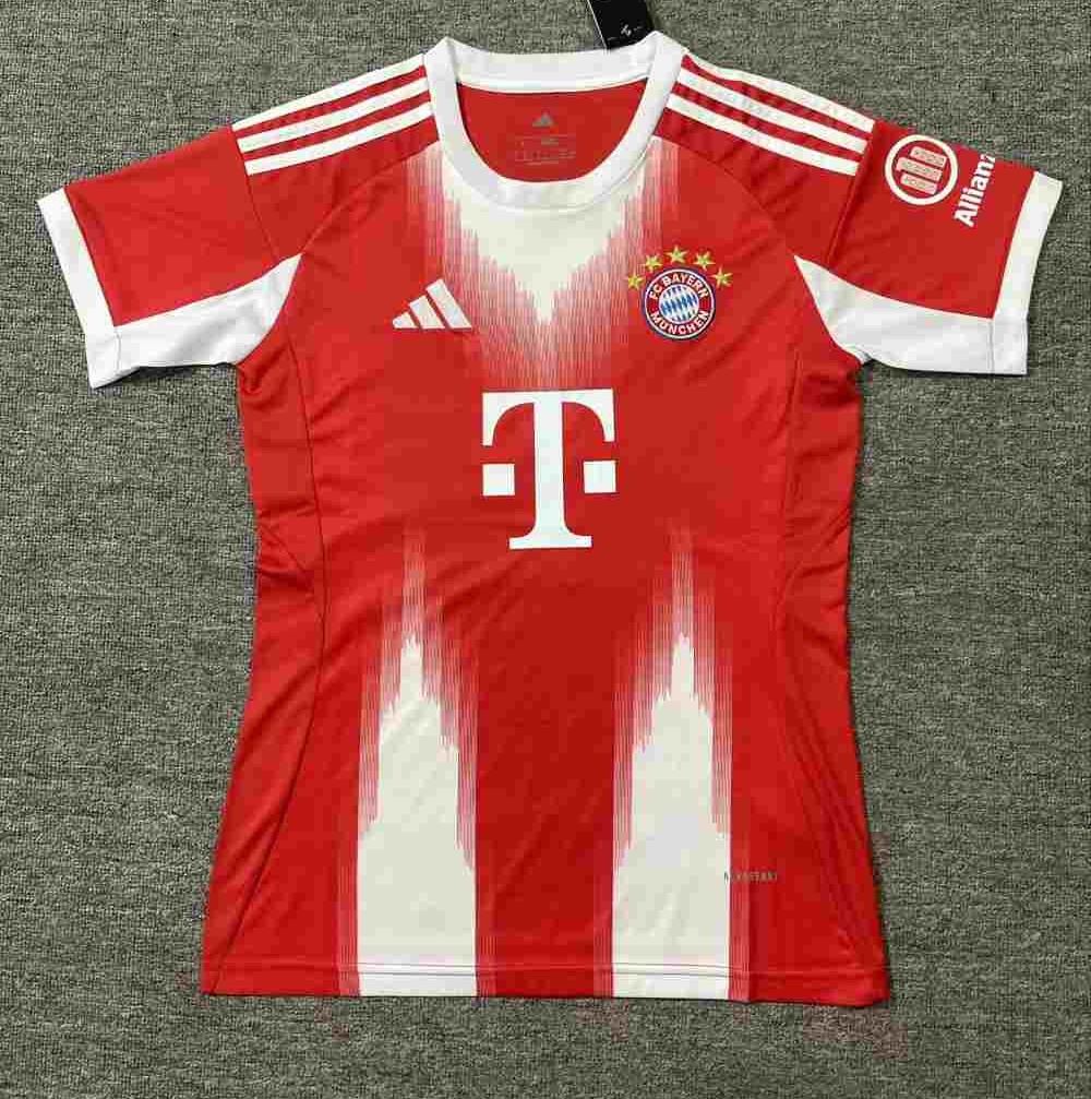 Women Bayern Munich 2025-26 Home Shirt