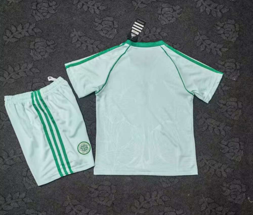 Niños Celtic 2025-26 Especial Edición Kit