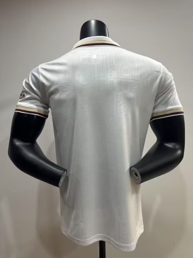 Arsenal 2025-26 Tercera camiseta versión jugador