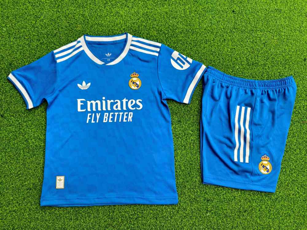 Niños Real Madrid 2025-26 Tercera Kit