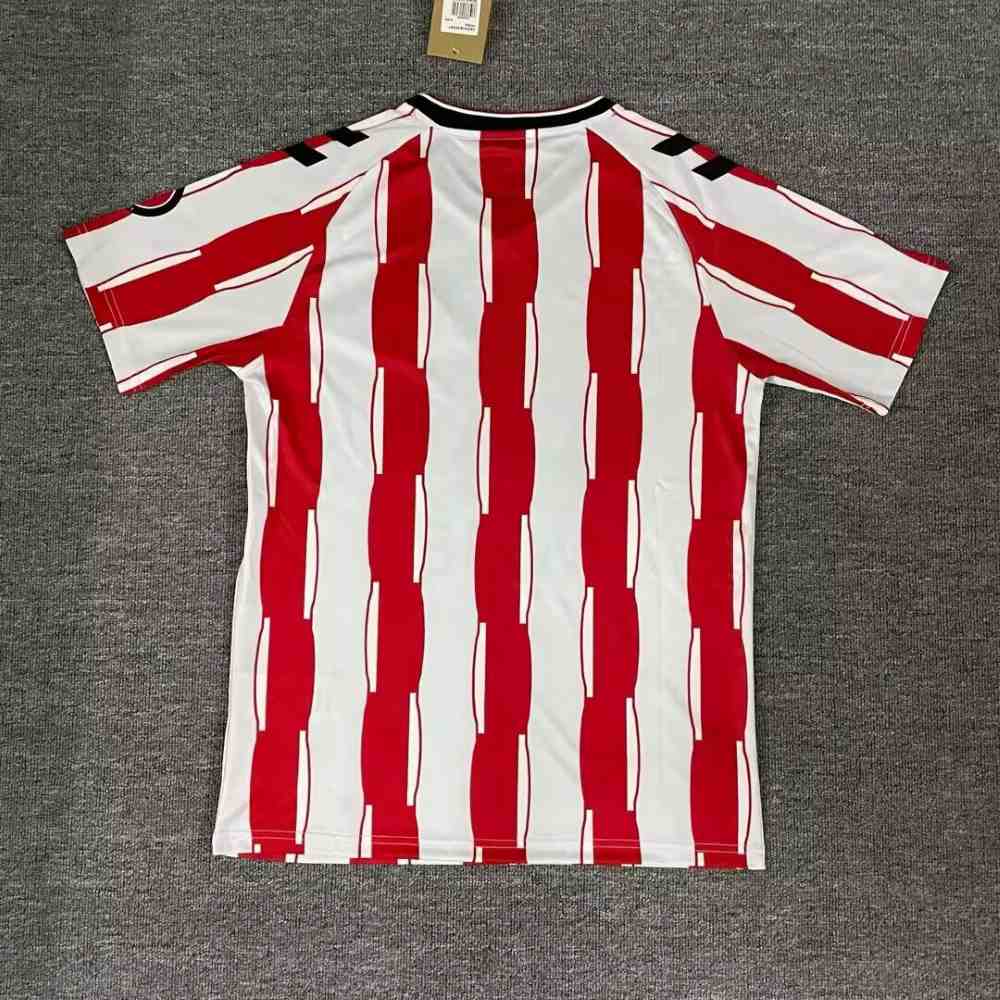 Sunderland 25-26 Camiseta local