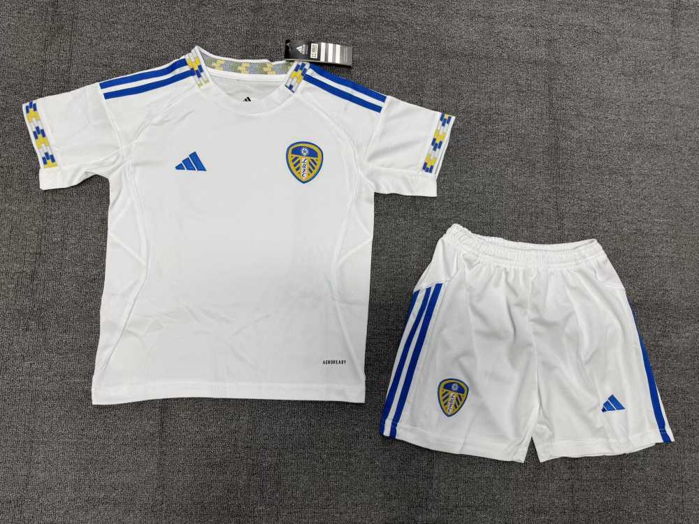 Niños Leeds United 2025-26 Local Kit