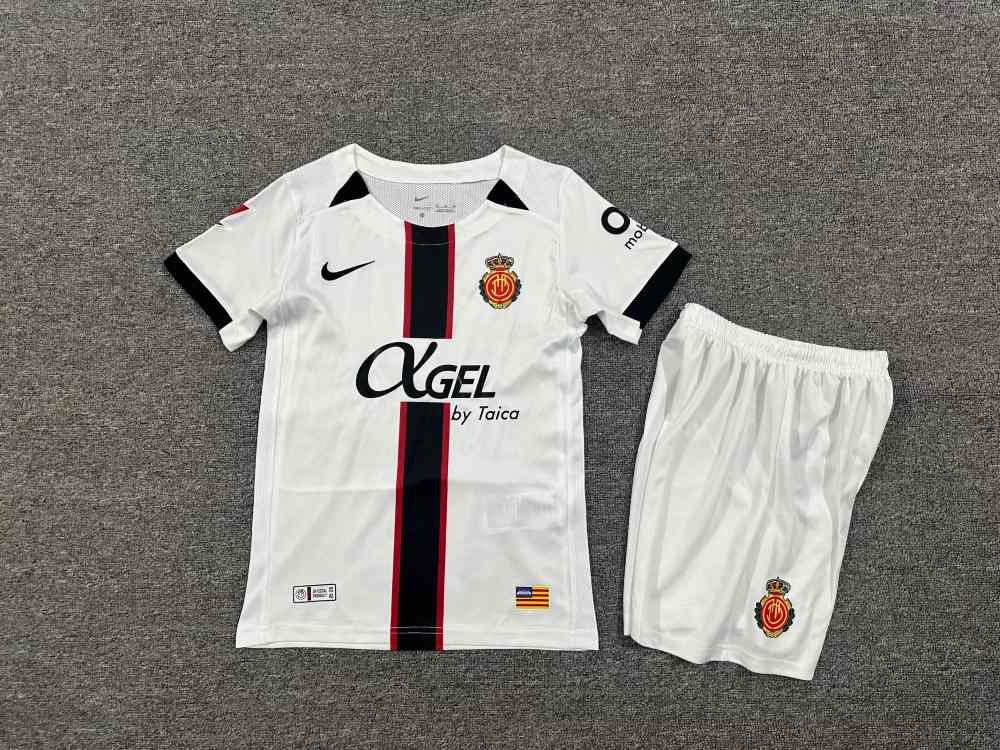 Niños Mallorca 2025-26 Visitante Kit