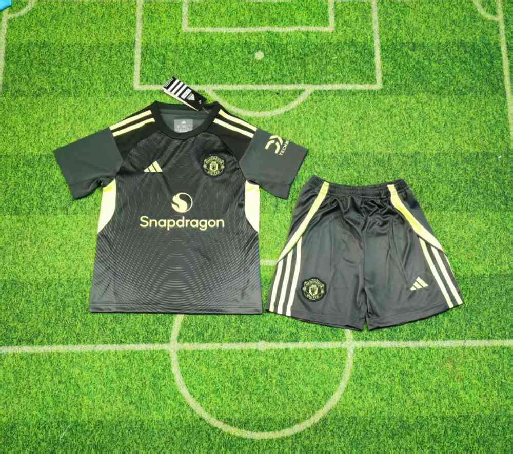 Niños Manchester United 2025-26 Goalkeeper Kit