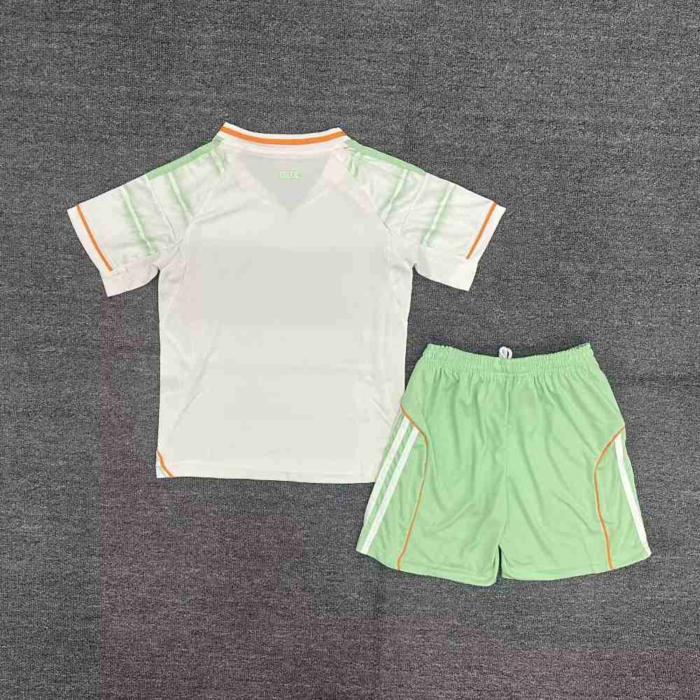 Niños Celtic 2025-26 Tercera Kit