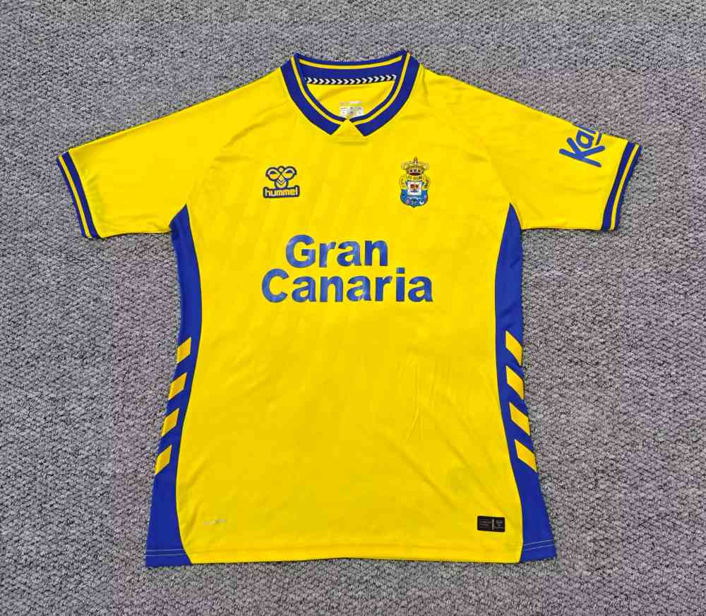 Las Palmas 2025-26 Camiseta local