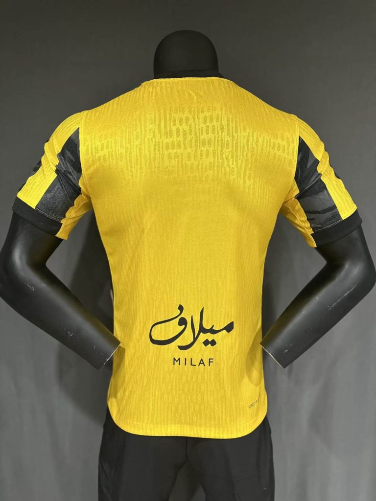 Al Ittihad 2025-26 Camiseta local versión jugador