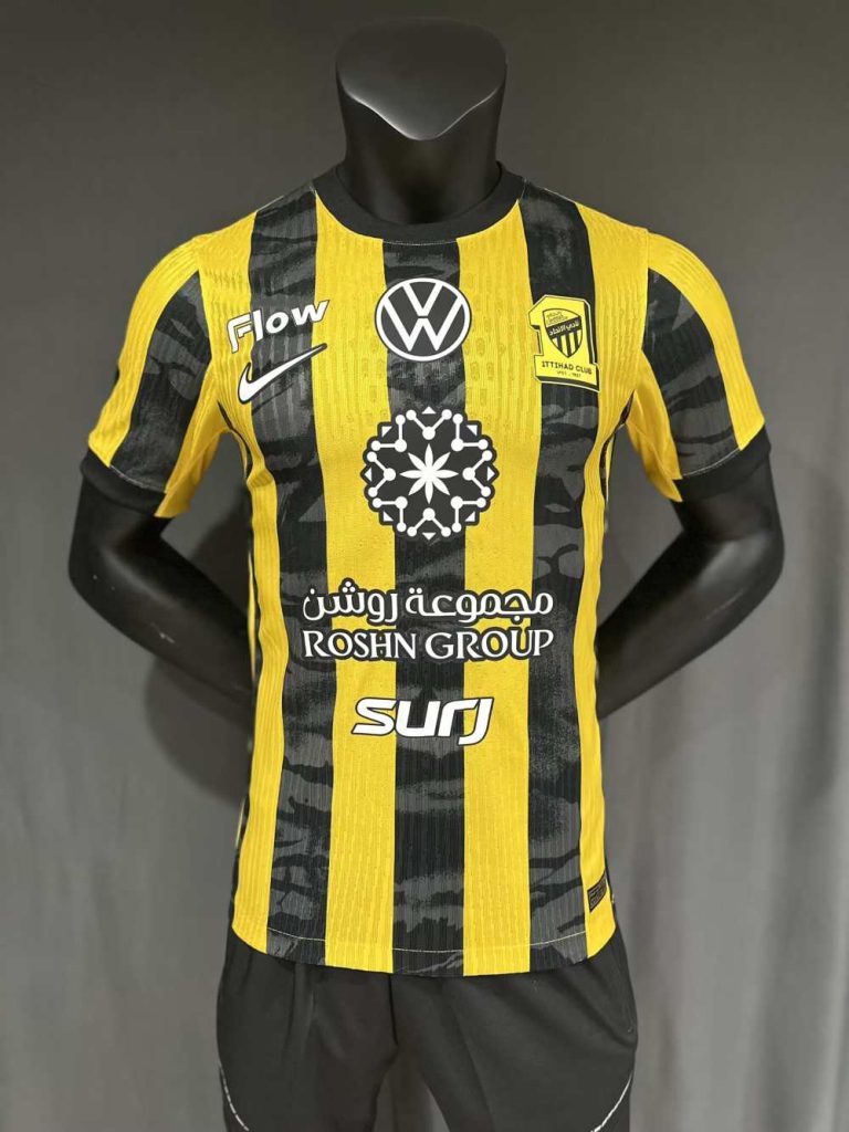 Al Ittihad 2025-26 Camiseta local versión jugador
