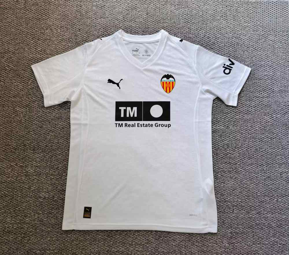 Valencia 2025-26 Camiseta local