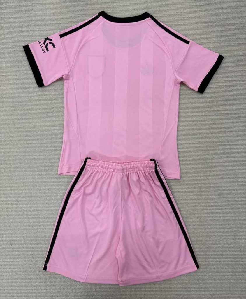 Niños Manchester United 2025-26 Goalkeeper Kit