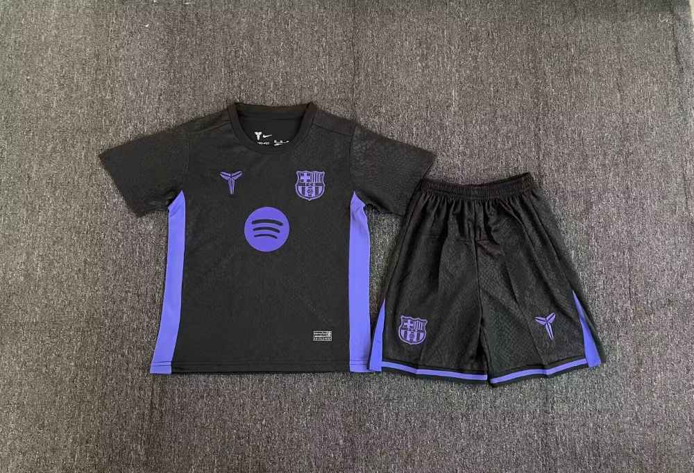 Niños Barcelona 2025 Collaborative collection Kit