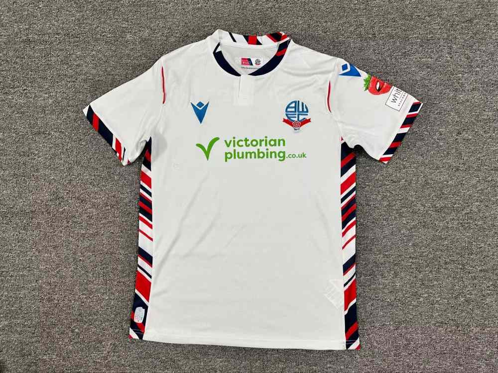 Bolton Wanderers 2025-26 Camiseta local