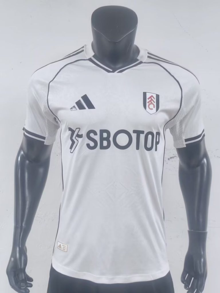 Fulham 2025-26 Camiseta local versión jugador
