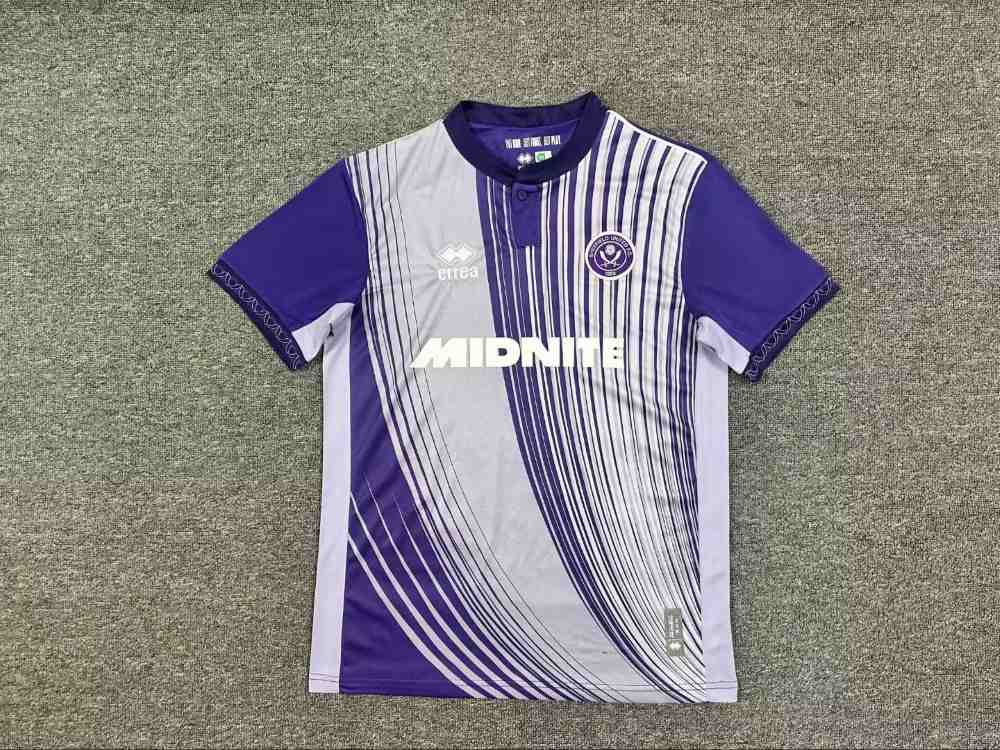 Sheffield United 2025-26 Tercera camiseta