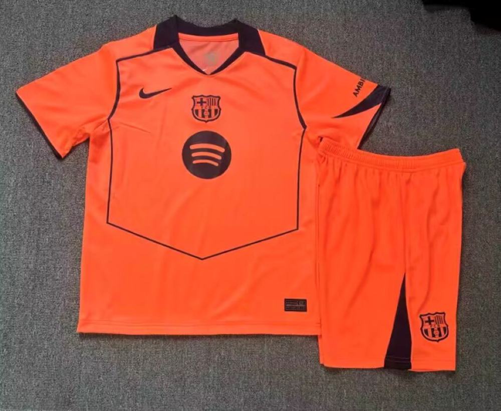 Niños Barcelona 2025 Tercera Kit