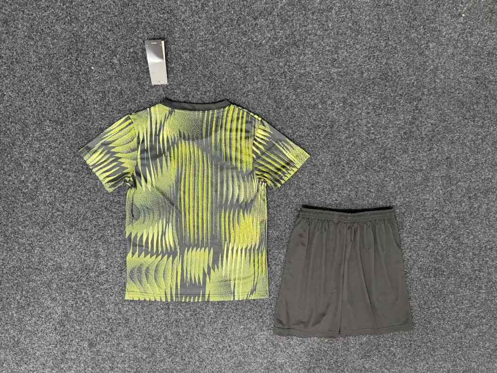 Niños Leeds United 2025-26 Entrenamiento Kit