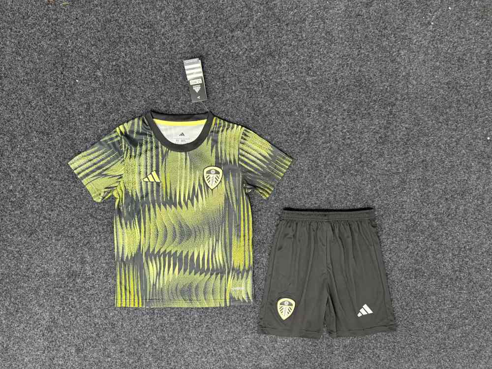 Niños Leeds United 2025-26 Entrenamiento Kit