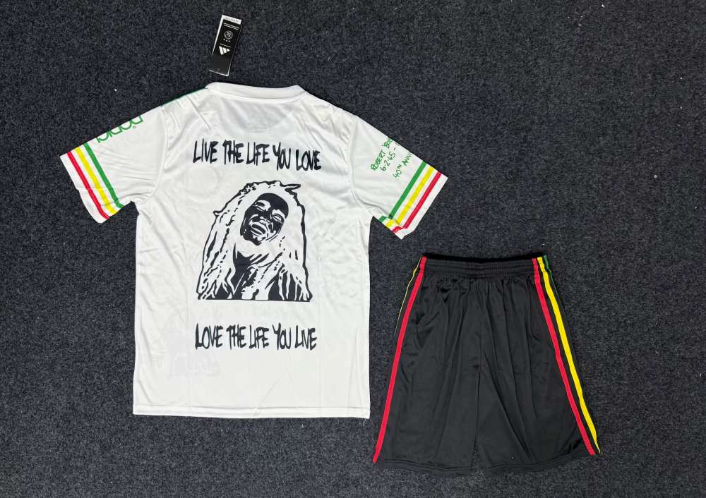 Niños Ajax 2024 Especial Kit