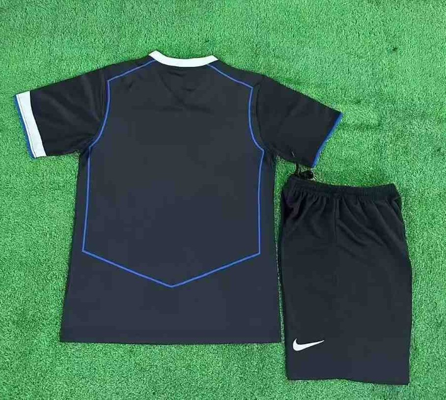 Niños Chelsea 2025-26 Tercera Kit