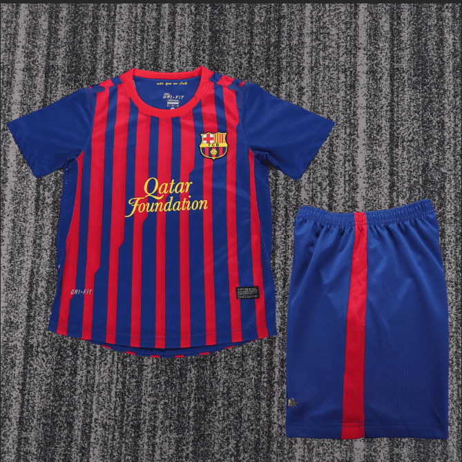 Niños Barcelona 2011-12 Local Kit