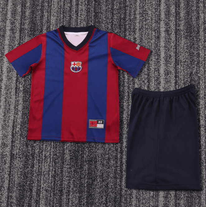 Niños Barcelona 1998-99 Local Kit