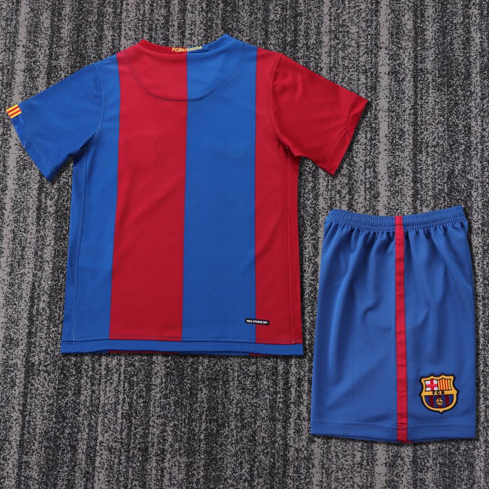 Niños Barcelona 2006-07 Local Kit