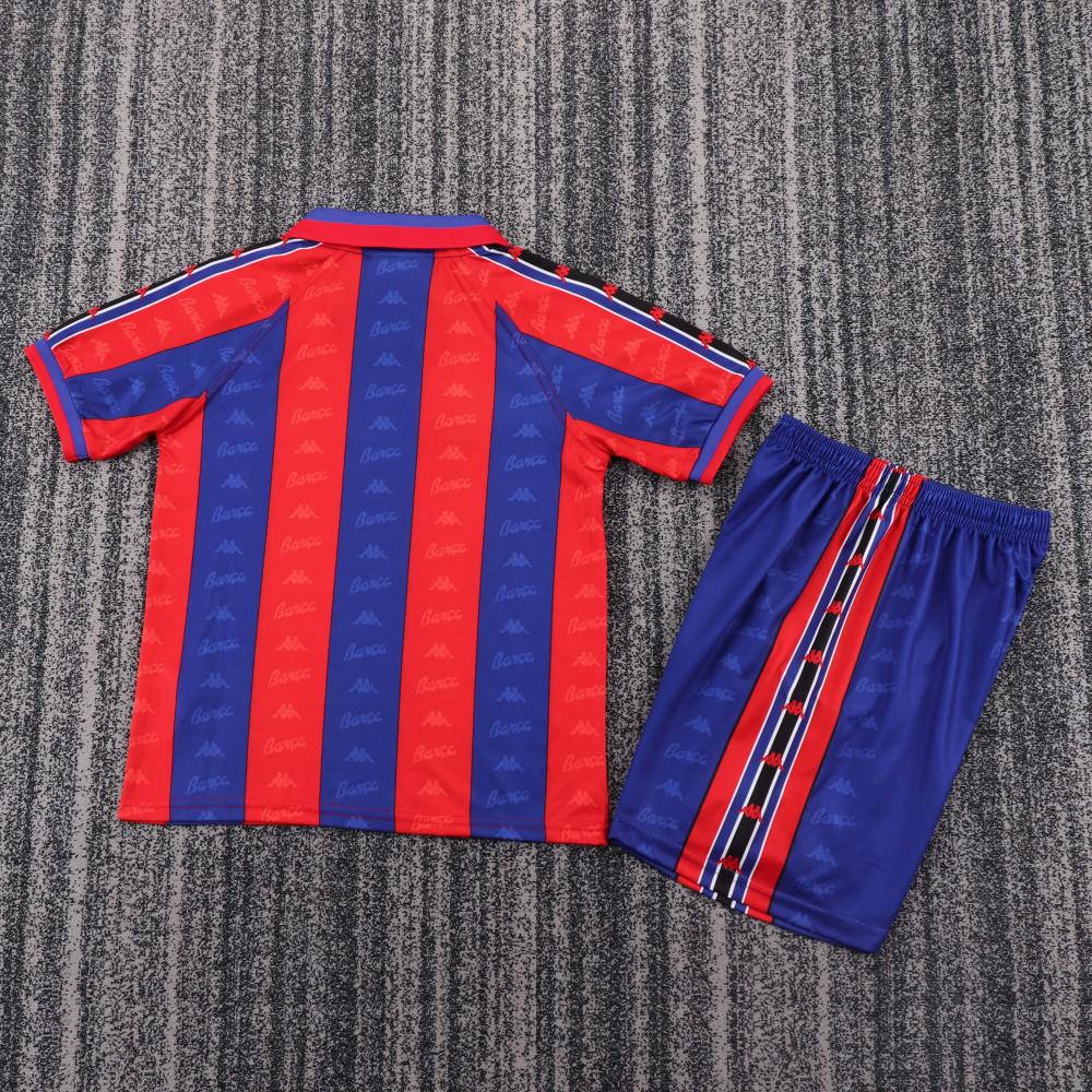 Niños Barcelona 1996-1997 Local Kit