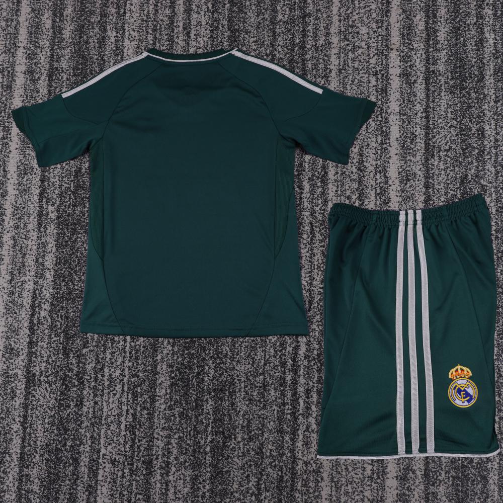 Niños Real Madrid 2012-13 Tercera Kit