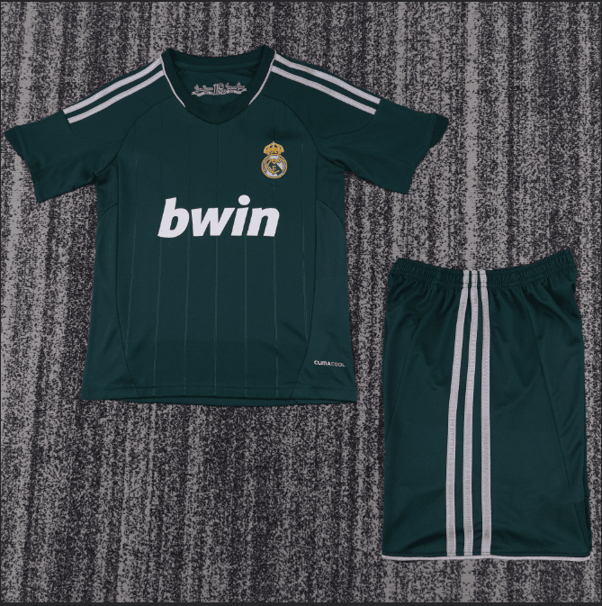 Niños Real Madrid 2012-13 Tercera Kit