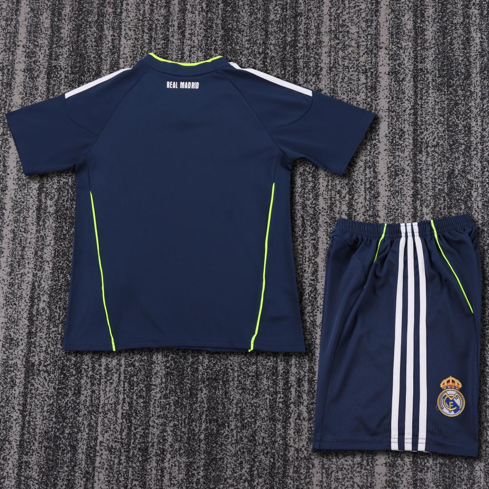 Niños Real Madrid 2010-11 Visitante Kit