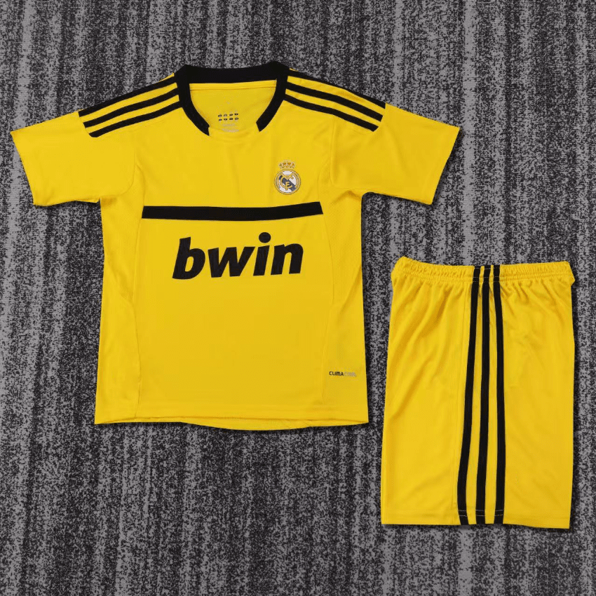 Niños Real Madrid 2011-12 Goalkeeper Kit