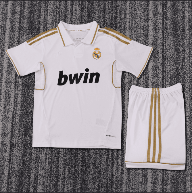 Niños Real Madrid 2011-12 Local Kit