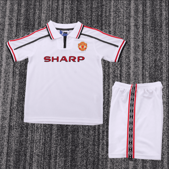 Niños Manchester United 1998-99 Conmemorativa Edición Kit