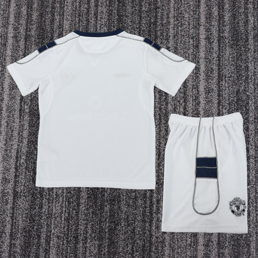 Niños Manchester United 2000-01 Visitante Kit